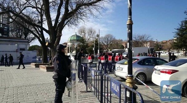 Σε συναγερμό η Κωνσταντινούπολη - Οι πρώτες εικόνες από το μακελειό στην Τουρκία