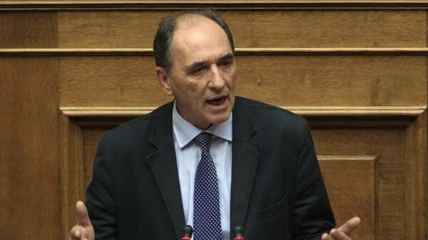 Σταθάκης: Από την Εθνική Σύνταξη θα καλυφθεί το ΕΚΑΣ