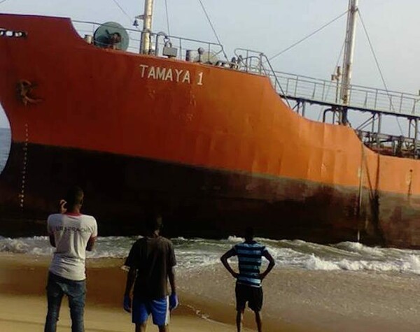 Μυστήριο με πλοίο - φάντασμα που ξεβράστηκε στις ακτές της Λιβερίας