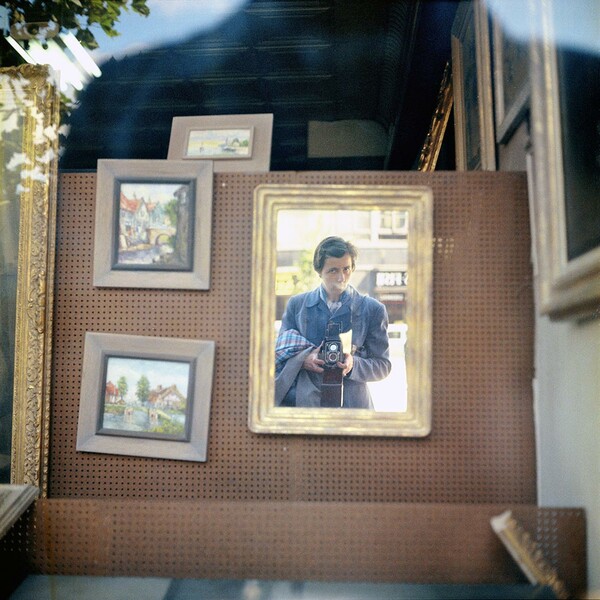 Vivian Maier, μυστηριώδης νταντά και «κρυφή» φωτογράφος