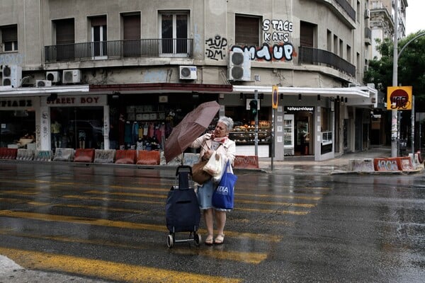 Βροχές, κρύο και χιόνια στα ορεινά