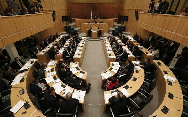 Η Κύπρος μόλις ενέκρινε το νομοσχέδιο για την καύση των νεκρών
