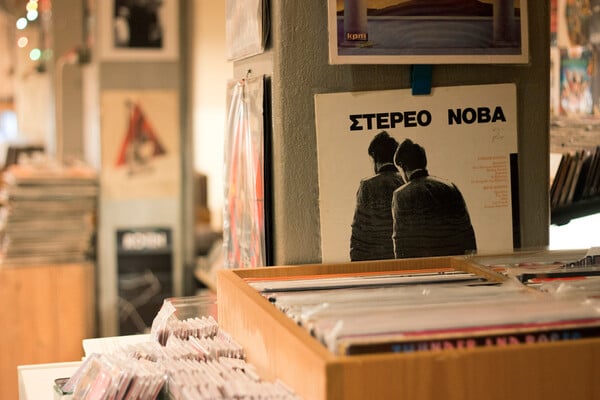 Η γιορτή του βινυλίου στην Record Store Day είναι μία γιορτή της μουσικής