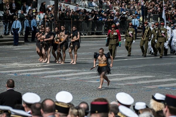 Η μεγαλειώδης παρέλαση στο Παρίσι για την επέτειο της Άλωσης της Βαστίλης