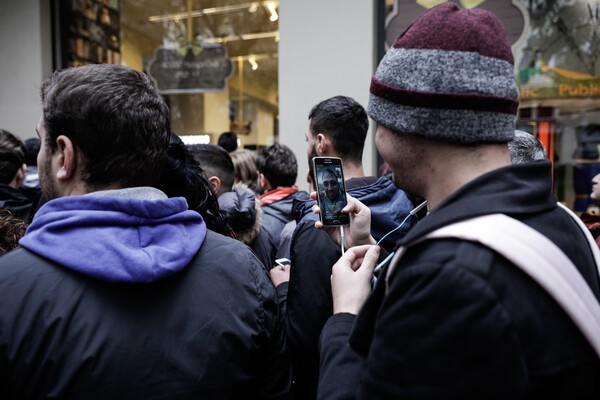 Το «Black Friday» στην Αθήνα και τη Θεσσαλονίκη - ΦΩΤΟΓΡΑΦΙΕΣ