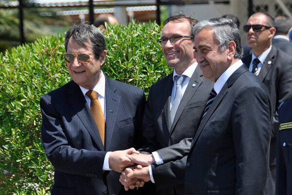 ΟΗΕ: Ανοιχτό ακόμη το θέμα της σύνθεσης στη διάσκεψη για την Κύπρο