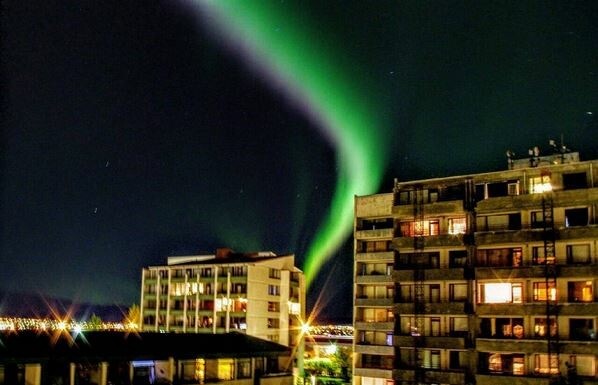 Το Ρέικιαβικ έσβησε όλα τα φώτα της πόλης για να απολαύσουν οι κάτοικοι το μαγευτικό θέαμα του Βόρειου Σέλαος
