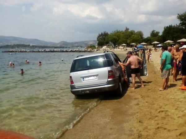 Μαγνησία: 81χρονος έχασε τον έλεγχο και βρέθηκε με το αυτοκίνητο στη θάλασσα (ΦΩΤΟ)