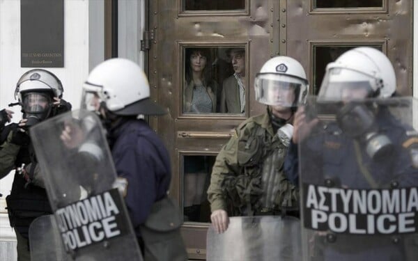 Κόντρα υπουργού Προστασίας του Πολίτη και ανδρών των ΜΑΤ που ζητούν μαζικά μετάθεση