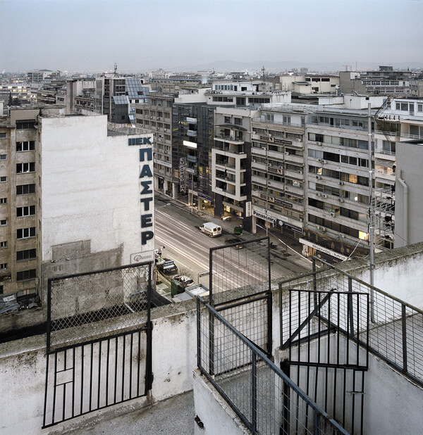 Ένα εκλεκτό photobook από τη Λία Ναλμπαντίδου