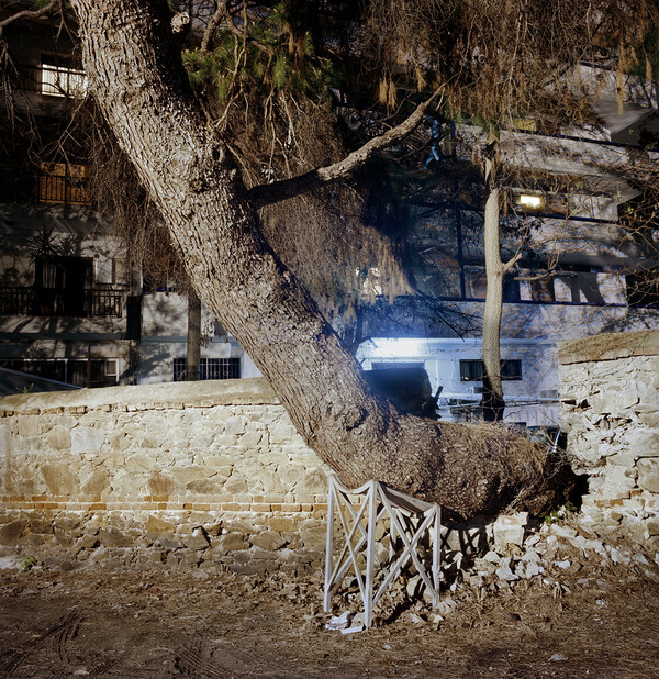 Ένα εκλεκτό photobook από τη Λία Ναλμπαντίδου