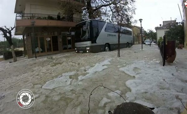 Απίστευτες εικόνες από Κρήτη: Ποτάμι από πάγο σχηματίστηκε μέσα σε χωριό