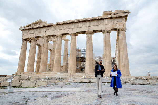 Οι στιγμές του Ομπάμα στην Αθήνα που δεν έδειξαν οι κάμερες