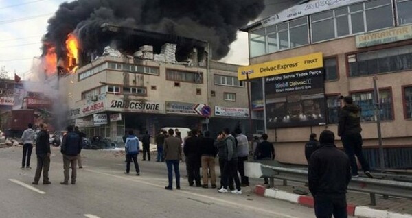 Τουρκία: 10 τραυματίες από έκρηξη ατμολέβητα (video)