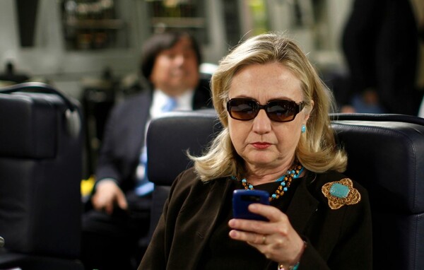 To Wikileaks έδωσε στη δημοσιότητα 1258 emails της Χίλαρι Κλίντον αμέσως μετά την κατάθεσή της στο FBI