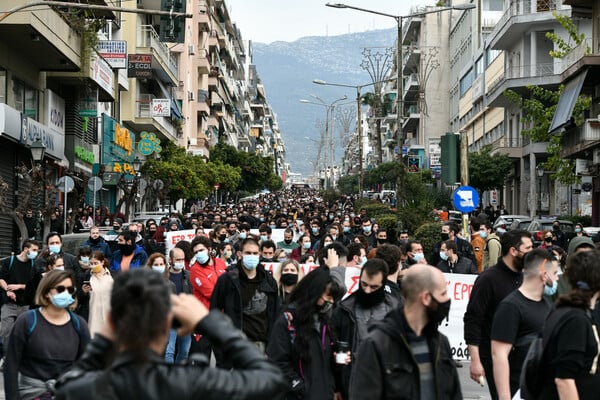 Πελώνη: Υποκρισία ΣΥΡΙΖΑ - Εγκαλεί την κυβέρνηση αλλά καλεί σε 31 συγκεντρώσεις