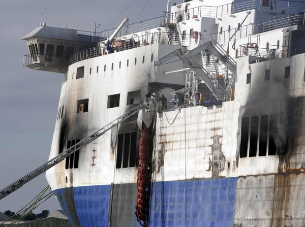 Ολοκληρώθηκε η πραγματογνωμοσύνη για το Norman Atlantic: Παραβιάστηκαν οι κανονισμοί ασφάλειας