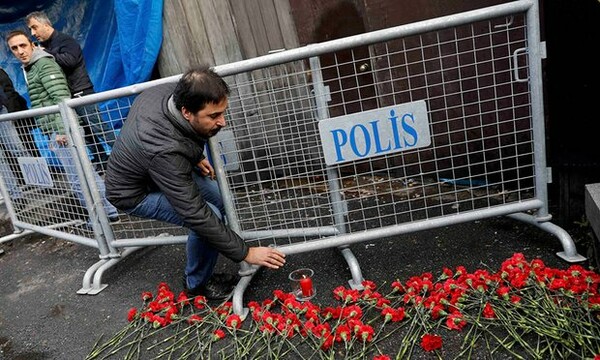 Βαρύ πένθος στην Τουρκία που κηδεύει τους πρώτους νεκρούς της αιματηρής επίθεσης στην Kωνσταντινούπολη