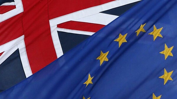 Brexit: Η Ε.Ε. θέλει να καθορίσει εκείνη το χρονοδιάγραμμα των διαπραγματεύσεων