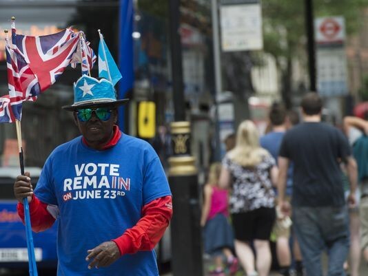 Εκτινάχτηκε μετά το Brexit o αριθμός των Βρετανών που έλαβαν τη γερμανική υπηκοότητα