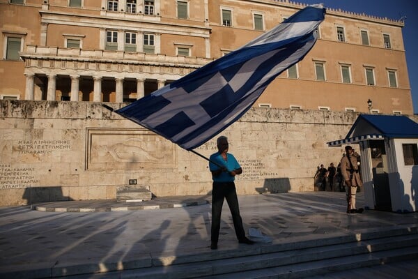 Επιφυλακτικότητα στις χρηματαγορές λόγω Ελλάδας και Ιταλίας