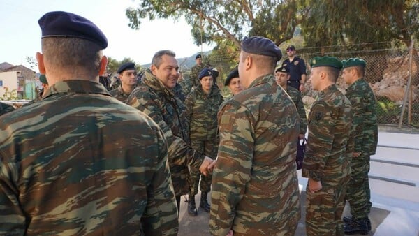 Ο Καμμένος ανακήρυξε το 2017 «Έτος Εφέδρων και Εθνοφυλάκων»