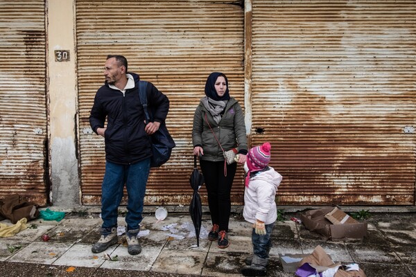 Spiegel: Η Ευρώπη αγνοεί τη δυστυχία των προσφύγων στην Ελλάδα