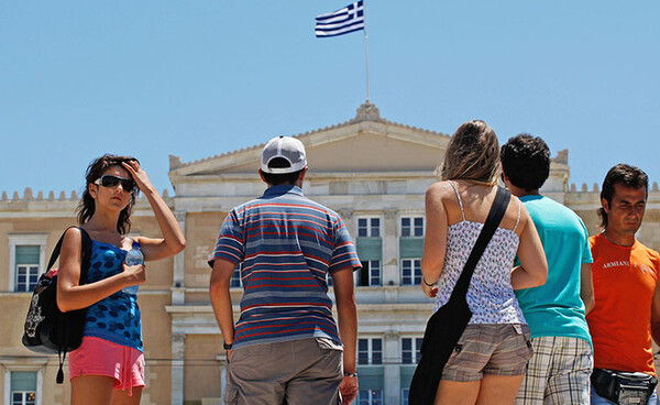 Αύξηση ρεκόρ στις προκρατήσεις Ρώσων τουριστών για διακοπές στην Ελλάδα