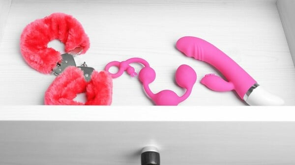 Ποια χώρα αγαπά περισσότερο τα sex toys; Νέα έρευνα δίνει την απάντηση και για την Ελλάδα