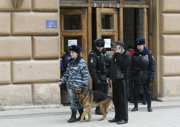 Συναγερμός για τρομοκρατικά χτυπήματα σε ρωσικές πόλεις - Εκκενώνονται σχολεία και δημόσια κτίρια