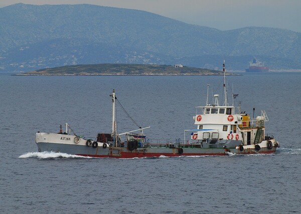 Αδέλφια οι δύο νεκροί ψαράδες από τη σύγκρουση σκάφους με υδροφόρα στην Αίγινα