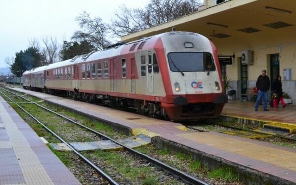 Θρίλερ με τον στρατιώτη που σκοτώθηκε από τρένο στην Οινόη - Τι κατέγραψε κάμερα μετά την τραγωδία