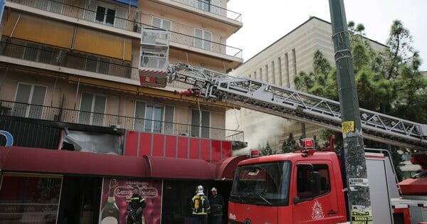 Θεσσαλονίκη: Φωτιά κατέστρεψε σχεδόν ολοσχερώς διαμέρισμα