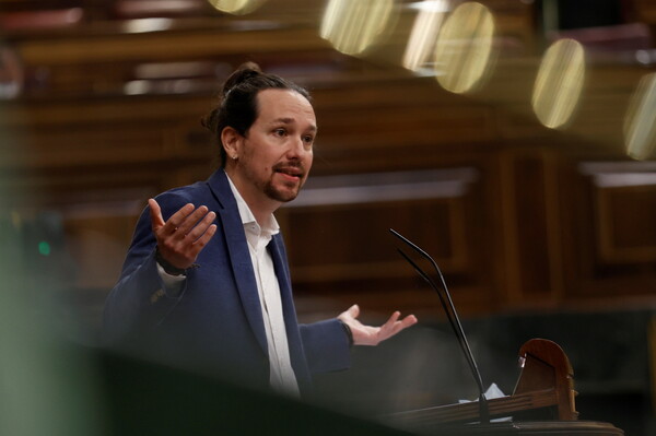 Ισπανία: Ο Πάμπλο Ιγκλέσιας του Podemos αποχωρεί από την κυβέρνηση- Υποψήφιος στις περιφερειακές εκλογές της Μαδρίτης