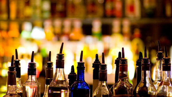 Τα ποτά και ο καπνός «πρωταθλητές» των ελληνικών εξαγωγών