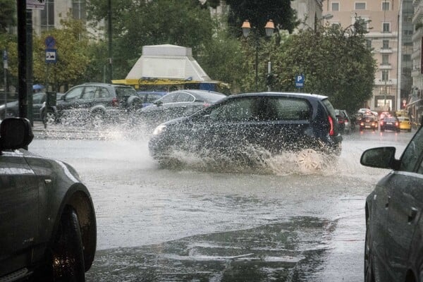 Μποτιλιάρισμα στους περισσότερους δρόμους της Αθήνας