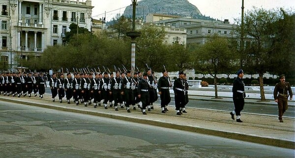 Μια μέρα στην Αθήνα - 17 Απριλίου 1950