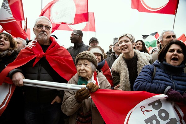 Potere al Popolo. 'Ενας νέος αριστερός συνασπισμός στις ιταλικές εκλογές.