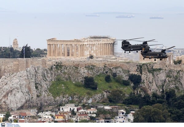 Η στρατιωτική παρέλαση της Αθήνας για την 25η Μαρτίου - ΦΩΤΟΓΡΑΦΙΕΣ