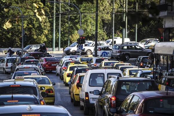 Αυστηρά πρόστιμα για τα ανασφάλιστα οχήματα- Η ΑΑΔΕ ξεκινά ηλεκτρονικές διασταυρώσεις