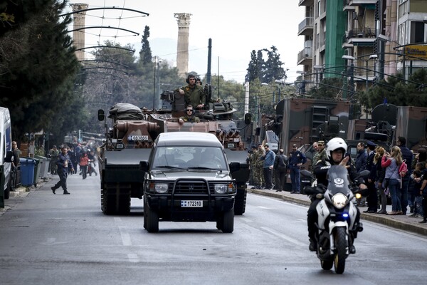 Η στρατιωτική παρέλαση της Αθήνας για την 25η Μαρτίου - ΦΩΤΟΓΡΑΦΙΕΣ