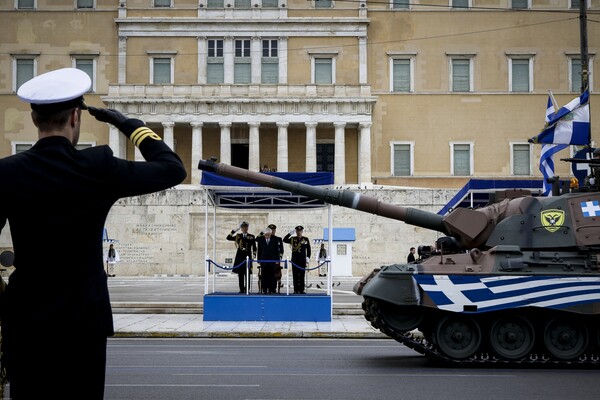 Η στρατιωτική παρέλαση της Αθήνας για την 25η Μαρτίου - ΦΩΤΟΓΡΑΦΙΕΣ