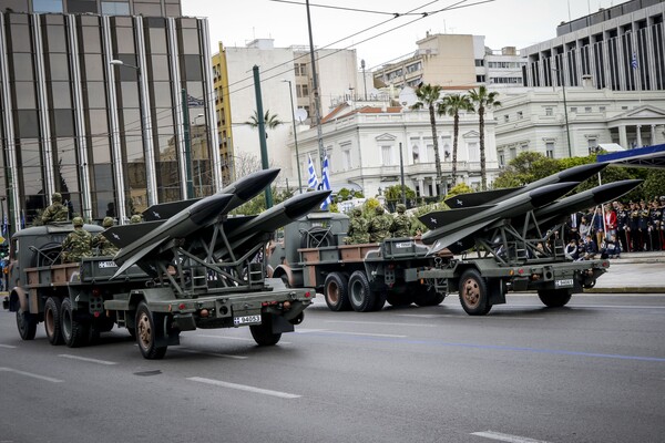 Η στρατιωτική παρέλαση της Αθήνας για την 25η Μαρτίου - ΦΩΤΟΓΡΑΦΙΕΣ