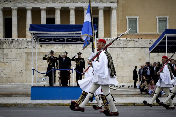 Η στρατιωτική παρέλαση της Αθήνας για την 25η Μαρτίου - ΦΩΤΟΓΡΑΦΙΕΣ