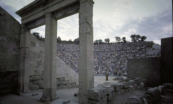 Βάκχες του Ευριπίδη, μια από τις πιο αινιγματικές τραγωδίες της αρχαιοελληνικής γραμματείας