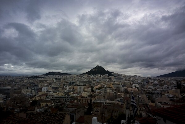 Άστατος ο καιρός σήμερα - Καταιγίδες και βροχές σε πολλές περιοχές