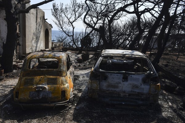 Στους 98 οι νεκροί από την πυρκαγιά στο Μάτι - Κατέληξε 83χρονη εγκαυματίας