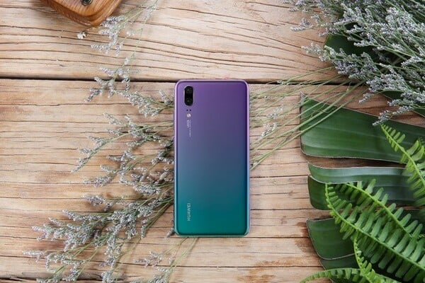 Το νέο Huawei P20 Twilight είναι εδώ για να σε συναρπάσει