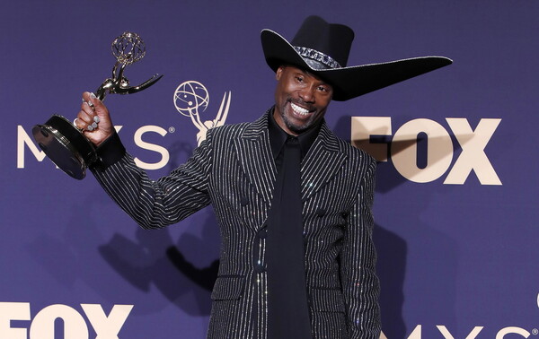 Βραβεία Emmy 2019: Διάσημοι τηλεοπτικοί σταρ στο κόκκινο χαλί - Οι εμφανίσεις που ξεχώρισαν
