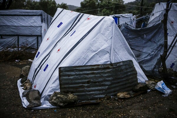 Στο έλεος της «Πηνελόπης» οι πρόσφυγες στη Μόρια